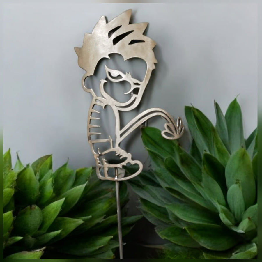 Gartenstecker frecher Junge