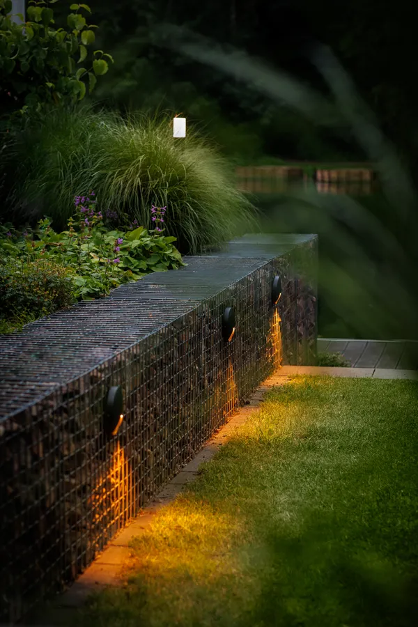 Gartenleuchte Oberon Hi Smart Standleuchte 300 lm 