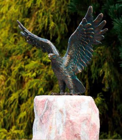 Bronzefigur Seeadler