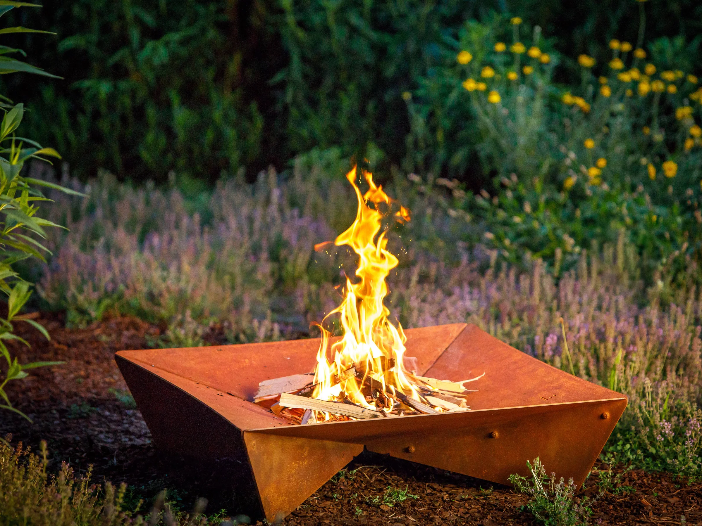 Feuerstelle Fluxus